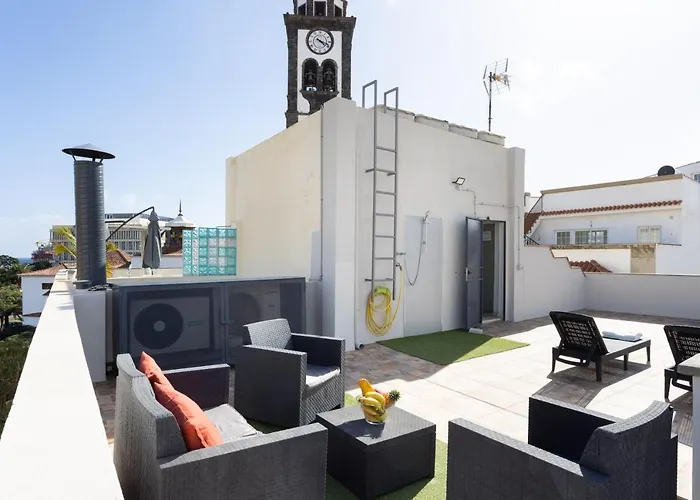 Home2book Cruz Skyline Cozy דירה *