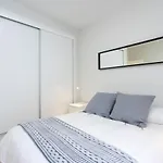 Апартаменты Home2book Cruz Skyline Cozy *